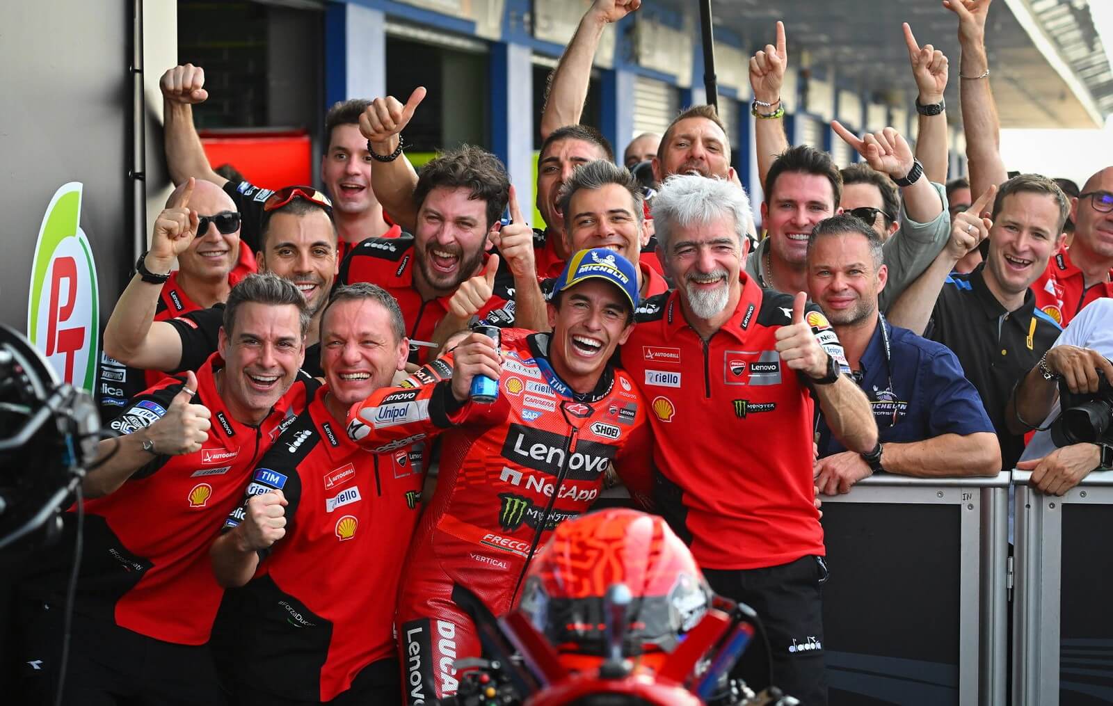 Marc Marquez & Ducati Lenovo Team ©Michelin